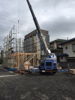 木造建て方作業