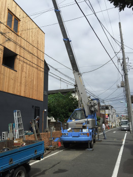 鉄骨外階段取り付け