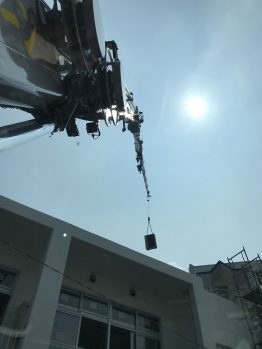 空調室外機揚重