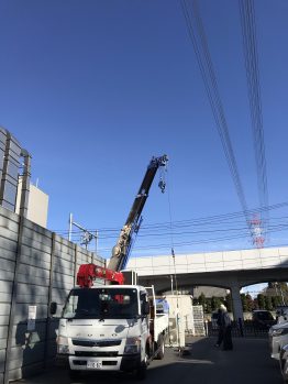 空調室外機揚重