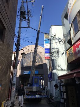 空調室外機揚重