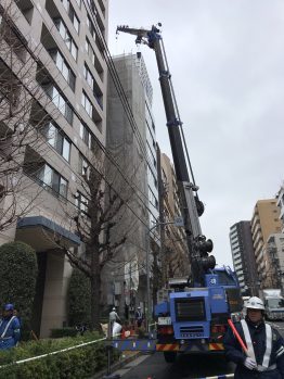キッチンテーブル搬入
