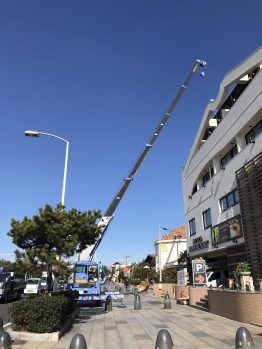 空調室外機搬出