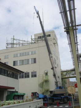 屋上看板撤去工事