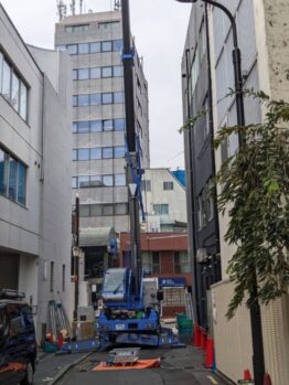 空調室外機揚重