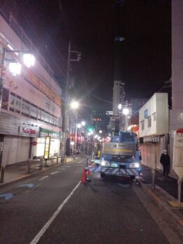 空調室外機揚重