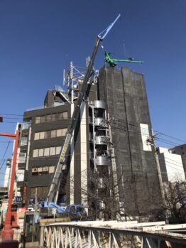 タワークレーン搬出及び養生鉄板施工撤去作業