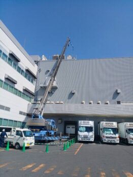 空調室外機揚重