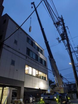 空調室外機揚重