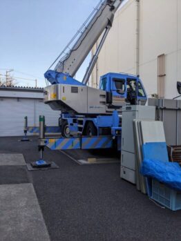 空調室外機揚重