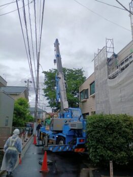 太陽光パネル揚重