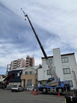 太陽光パネル揚重