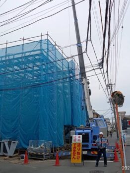 鉄骨建て方階段取付作業
