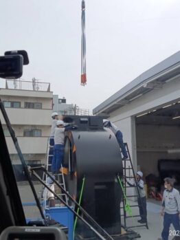 大型時計積込作業