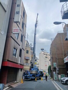 空調室外機揚重