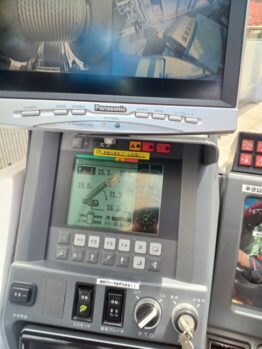 空調室外機搬入