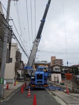 砕石搬入