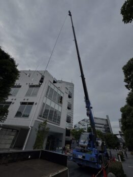 空調室外機揚重