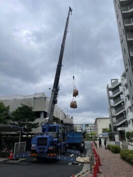 防水材・ガラ出し・鉄板養生施工撤去作業