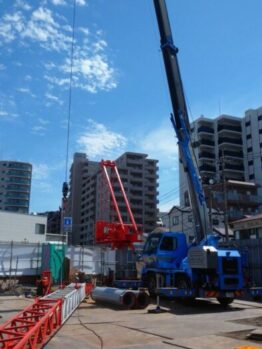 タワークレーン設置作業