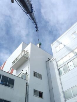 空調室外機揚重