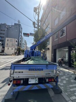 空調室外機揚重