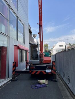 空調室外機揚重