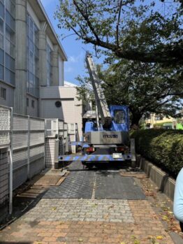 貯水槽産廃搬出、仮設材搬出
