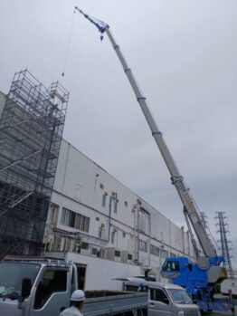 スーパーハウス・仮設材搬入
