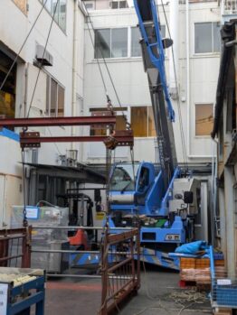 精密機器揚重作業