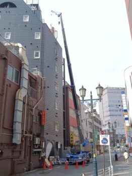 空調室外機揚重