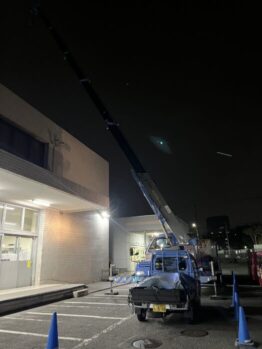 空調室外機揚重