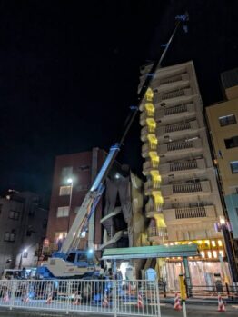 鉄骨階段取付