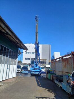 重量物積替え作業