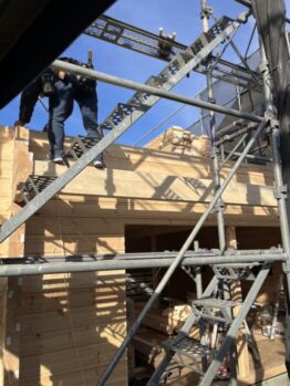 ログハウス建て方