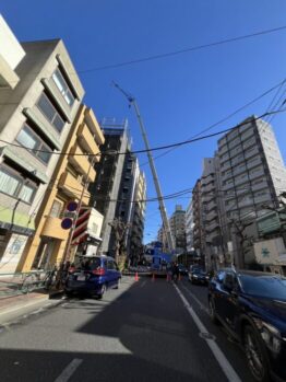 キュービクル設置及び鉄板養生施工作業