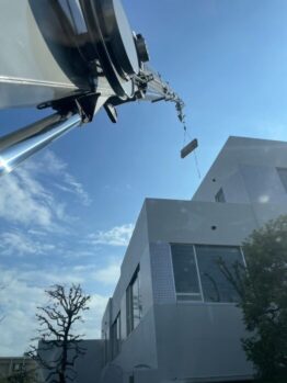 空調室外機揚重