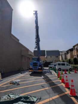 ポンプ搬入