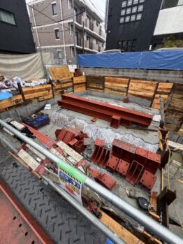 腹起こし撤去作業
