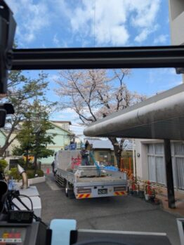 太陽光パネル揚重