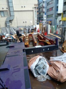 重量鉄骨建て方