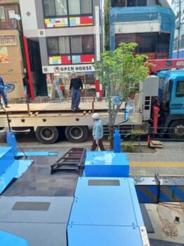 山留め・鉄板撤去作業