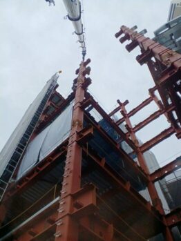 重量鉄骨建て方