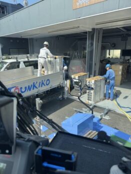 空調室外機揚重