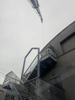 空調室外機揚重