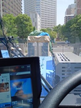 空調室外機揚重作業
