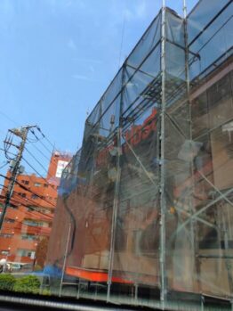 看板取付作業