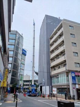 型枠材搬入