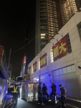 空調室外機揚重