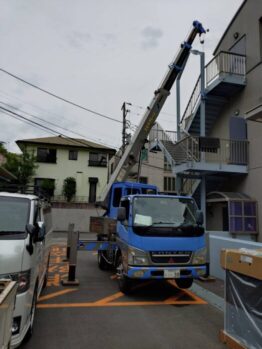 空調室外機揚重